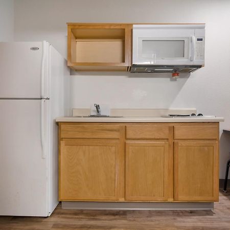 Woodspring Suites Lexington Southeast Екстер'єр фото