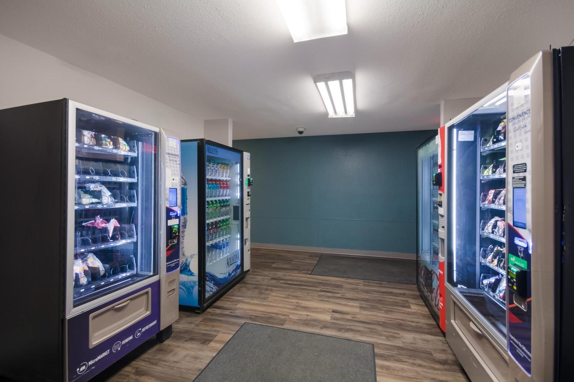 Woodspring Suites Lexington Southeast Екстер'єр фото