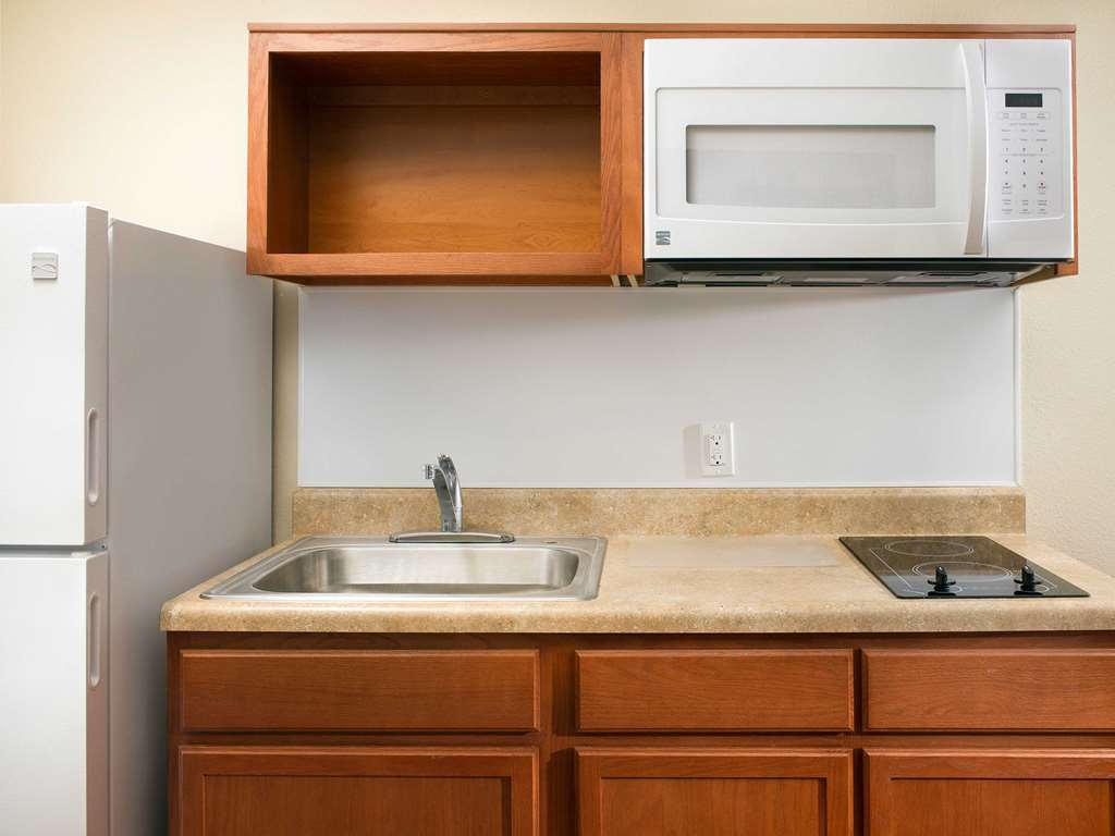 Woodspring Suites Lexington Southeast Номер фото