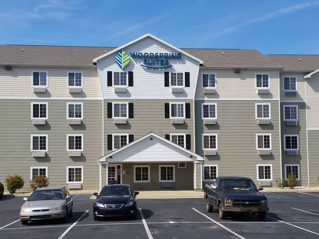 Woodspring Suites Lexington Southeast Екстер'єр фото