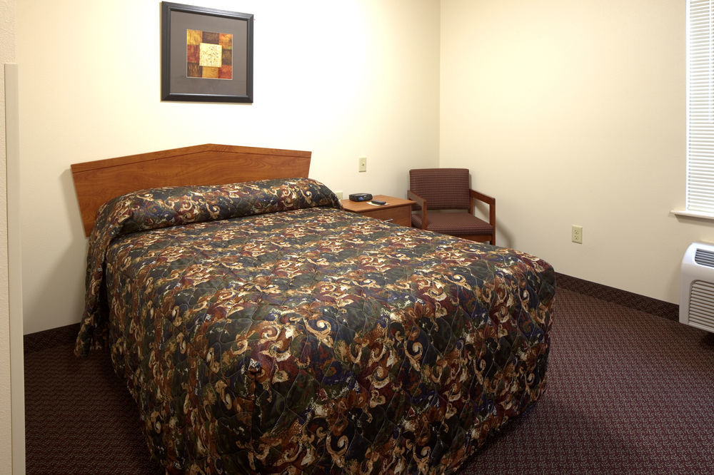 Woodspring Suites Lexington Southeast Екстер'єр фото